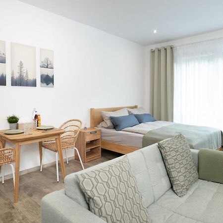 Apart4Me Scandi Apartment Geislingen Zentral Mit Parkplatz Geislingen an der Steige Exterior foto