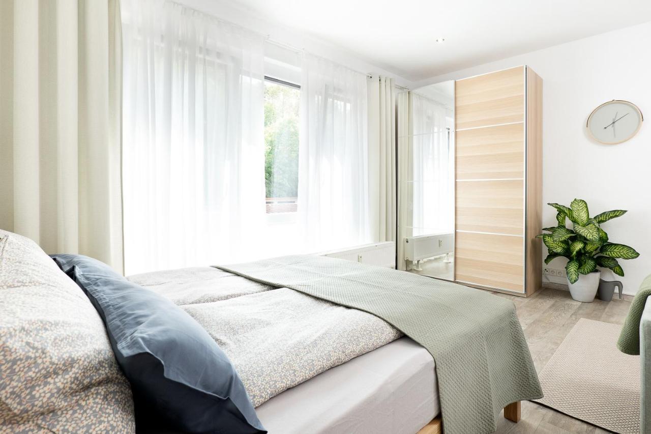 Apart4Me Scandi Apartment Geislingen Zentral Mit Parkplatz Geislingen an der Steige Exterior foto