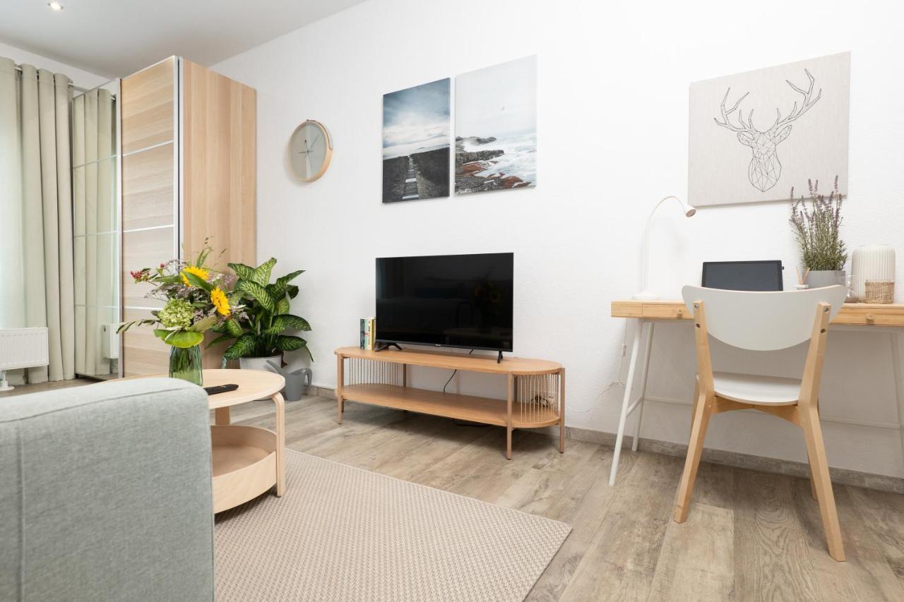 Apart4Me Scandi Apartment Geislingen Zentral Mit Parkplatz Geislingen an der Steige Exterior foto